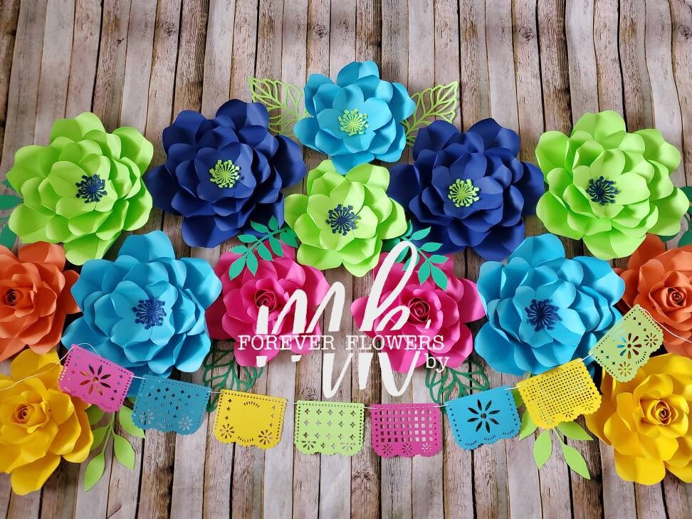 Fiesta Flowers: 10-14 Pc Set
