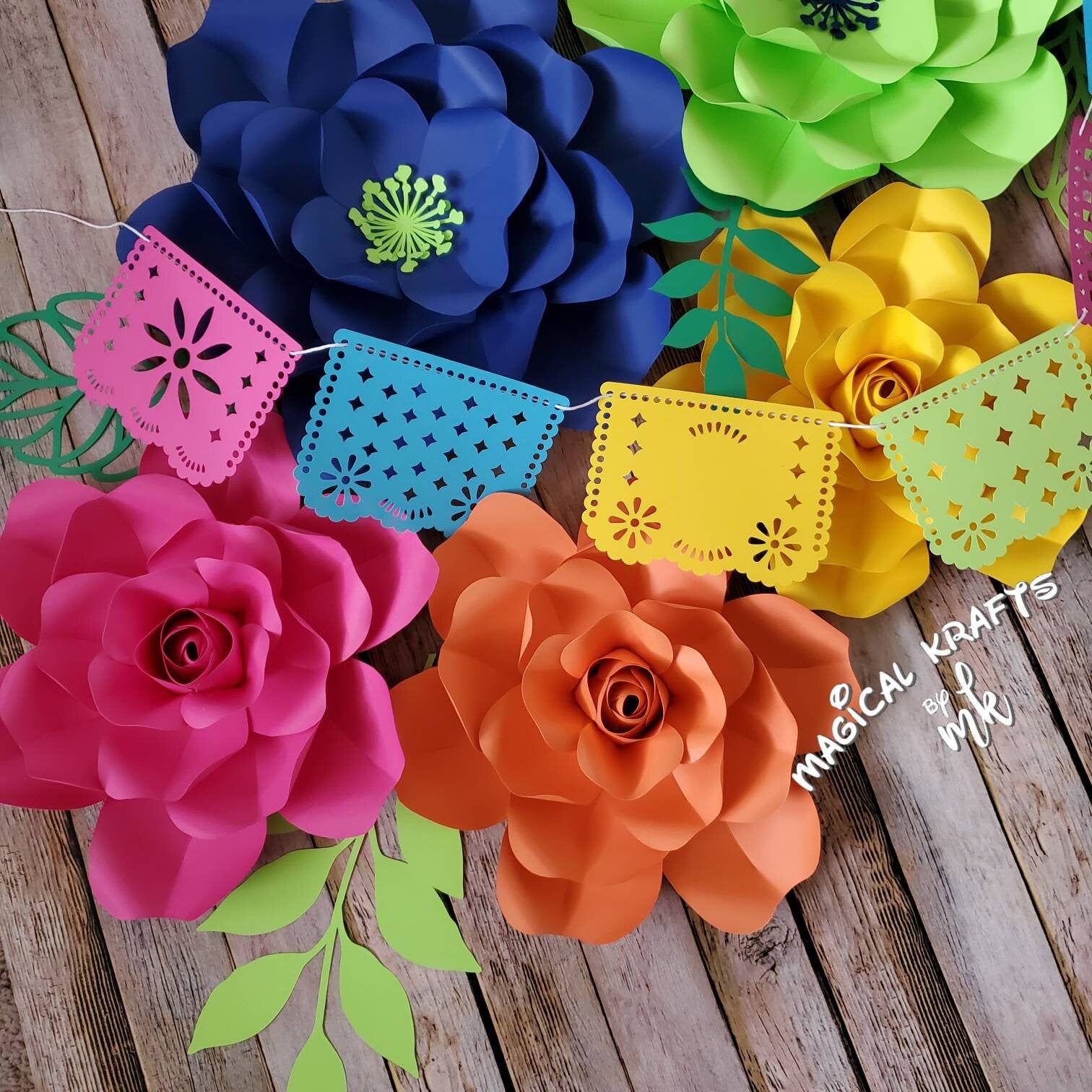 Fiesta Flowers: 10-14 Pc Set